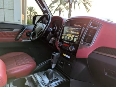 2020 Mitsubishi Pajero Signature Edition 3.8L V6 Engine Black Red SUV GCC Specs Automatic