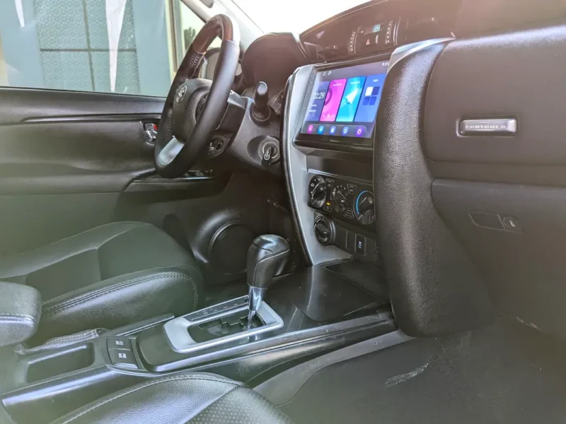 2017 Toyota Fortuner EXR Facelifted 2026 V4 2.7L Silver Black SUV GCC Specs Excellent Condition