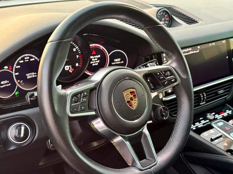 2018 Porsche Cayenne Standard 6 Cylinders Petrol Engine White Black SUV GCC Specs Automatic