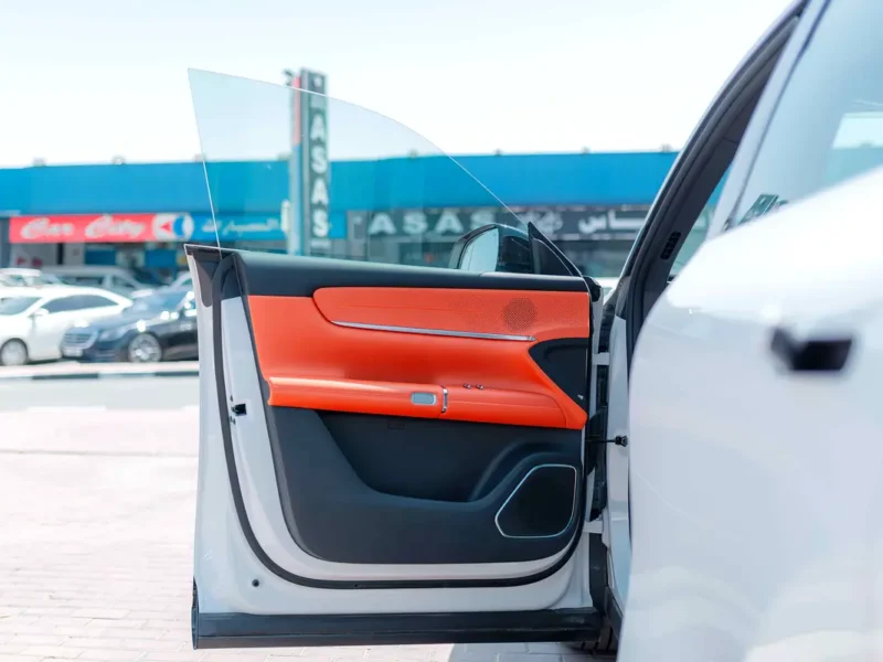 2025 Changan Nevo Q07 1.5 Plug-In Hybrid 4 Cylinders Engine White Orange SUV Chinese Specs