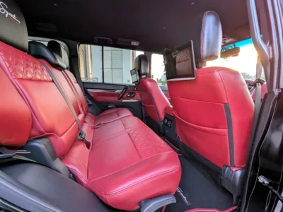2020 Mitsubishi Pajero Signature Edition 3.8L V6 Engine Black Red SUV GCC Specs Automatic