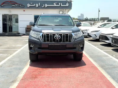 2022 Toyota Prado TXL 4.0 Litres V6 Petrol Engine Grey Beige SUV GCC Specs Excellent Condition