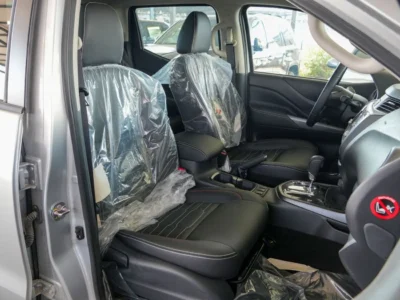 2025 NISSAN NAVARA DC PRO4X 4X4 2.5L 4 Cylinders Diesel Engine Silver Black Pickup Truck