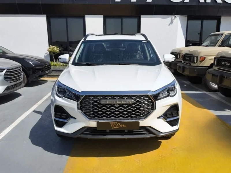 2025 JETOUR X70 Luxury 1.5L Turbo 4 Cylinders Petrol Engine White Black SUV GCC Specs