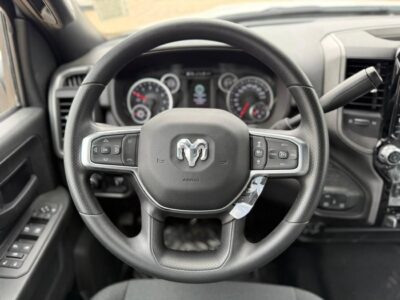 2025 RAM 2500 TRADESMAN 6.4 Litres 8 Cylinders Petrol Engine White Black Pickup Truck