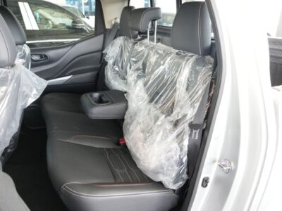2025 NISSAN NAVARA DC PRO4X 4X4 2.5L 4 Cylinders Diesel Engine Silver Black Pickup Truck