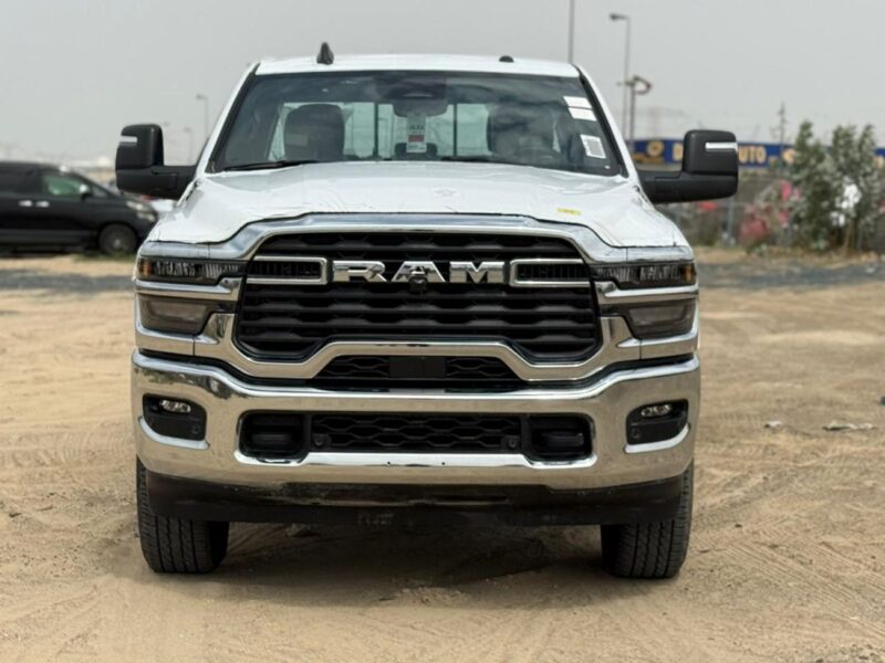 2025 RAM 2500 TRADESMAN 6.4 Litres 8 Cylinders Petrol Engine White Black Pickup Truck