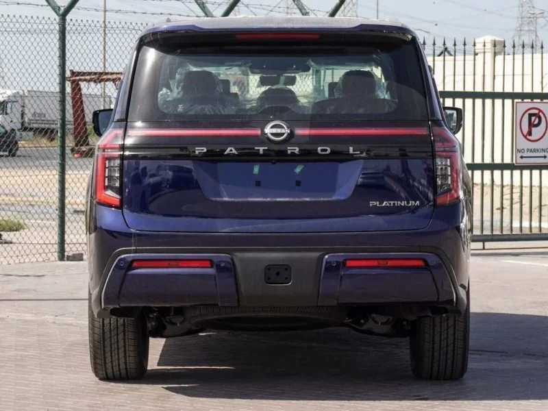 2026 Nissan Patrol LE PLATINUM CITY 3.5-liter Twin-Turbocharged V6 Blue Red SUV GCC Specs