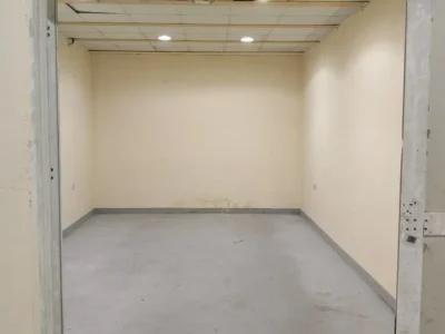 340 sqft WELL MAINTAINED AND FUNCTIONAL STORAGE WAREHOUSE UNIT AVAILABLE IN AL QUOZ 3