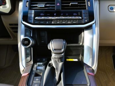 2026 Toyota Land Cruiser GXR 4.0 Litres V6 Petrol Engine White Beige SUV GCC Specs Automatic