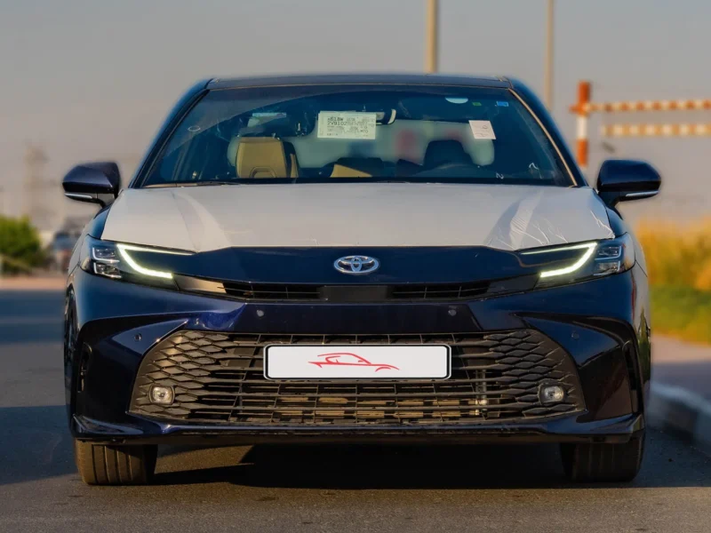 2026 Toyota Camry LE 2.5L Inline-4 Hybrid with Atkinson Cycle Blue Beige Sedan GCC Specs