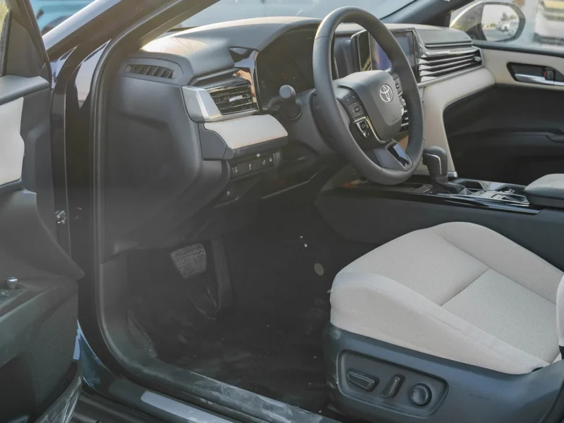 2026 Toyota Camry LE 2.5L Inline-4 Hybrid with Atkinson Cycle Blue Beige Sedan GCC Specs