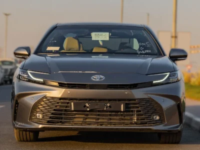 2026 Toyota Camry LE 2.5L Inline-4 Hybrid with Atkinson Cycle Grey Beige Sedan GCC Specs