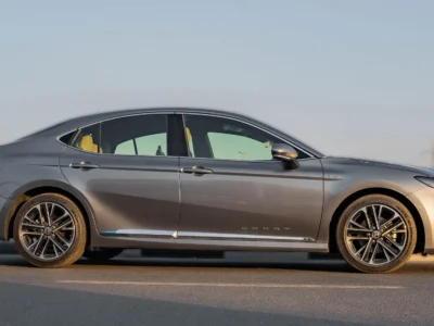 2026 Toyota Camry LE 2.5L Inline-4 Hybrid with Atkinson Cycle Grey Beige Sedan GCC Specs