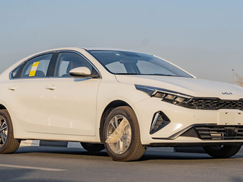 2025 Kia K3 1.5L Inline-4 Naturally Aspirated Petrol Engine White Black Sedan GCC Specs