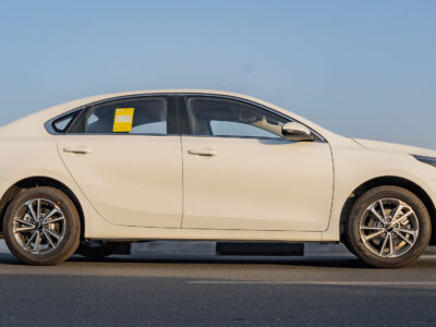 2025 Kia K3 1.5L Inline-4 Naturally Aspirated Petrol Engine White Black Sedan GCC Specs
