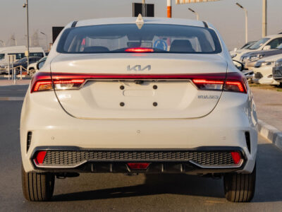 2025 Kia K3 1.5L Inline-4 Naturally Aspirated Petrol Engine White Black Sedan GCC Specs