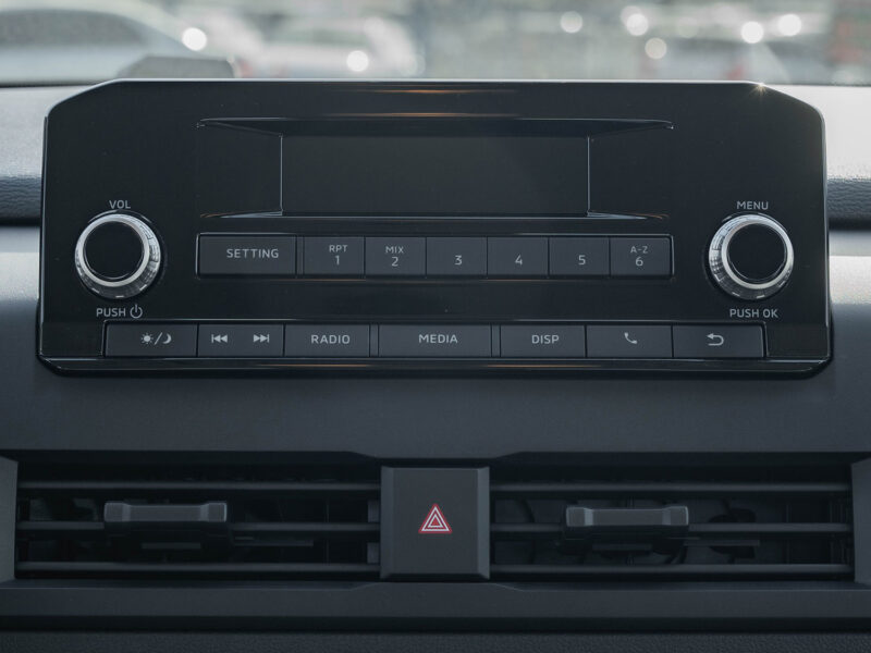 2025 Mitsubishi L200 GL 2.4-liter 4-cylinder Petrol Engine Black Pickup Truck GCC MT