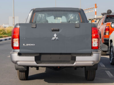2025 Mitsubishi L200 GL 2.4-liter 4-cylinder Petrol Engine Grey Black Pickup Truck GCC MT