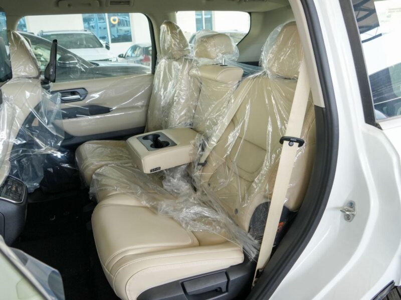 2026 NISSAN PATROL LE T2 3.5 Litres V6 Petrol Engine White Beige SUV Automatic