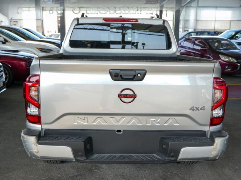 2025 NISSAN NAVARA DC PRO4X 4X4 2.5L 4 Cylinders Diesel Engine Silver Black Pickup Truck