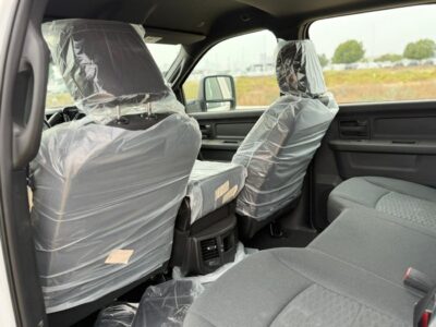 2025 RAM 2500 TRADESMAN 6.4 Litres 8 Cylinders Petrol Engine White Black Pickup Truck