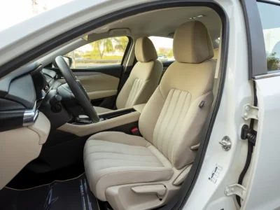 2025 Mazda 6 Pure 2.5 Litres 4 Cylinders Petrol Engine White Beige Sedan GCC Specs