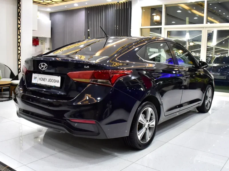 2020 Hyundai Accent GLS 4 Cylinders Petrol Engine Blue Beige Sedan GCC Specs Automatic