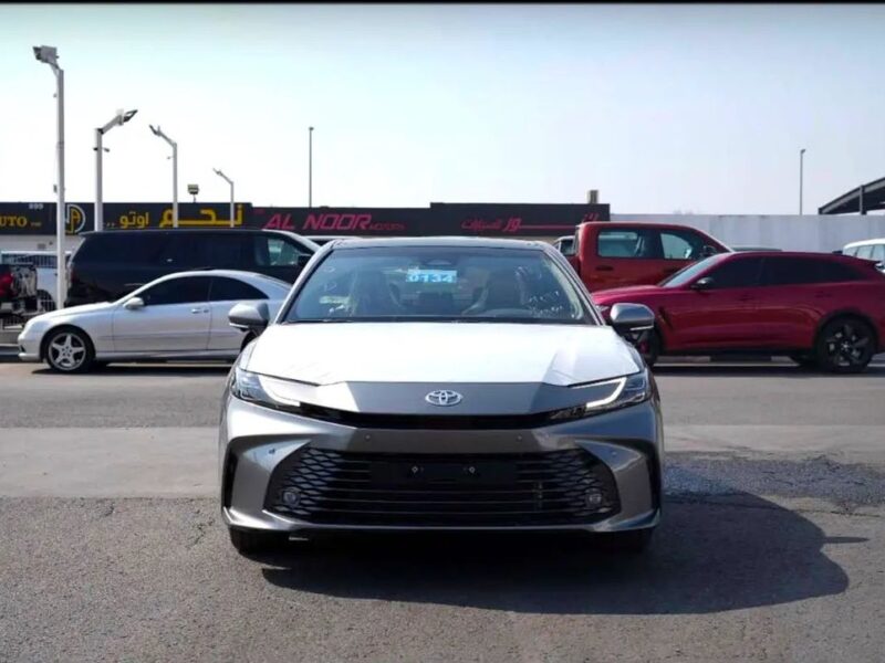 2026 Toyota Camry Lumiere 2.5 Litres 4 Cylinders HYBRID Engine Grey Tan Sedan GCC Specs