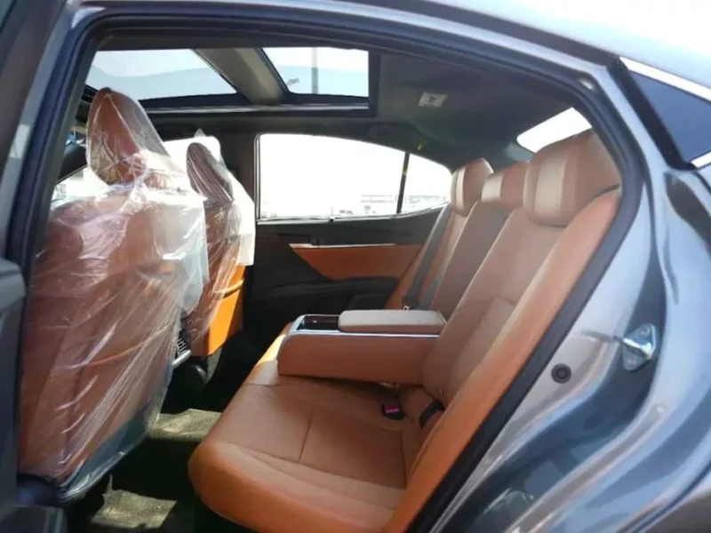 2026 Toyota Camry Lumiere 2.5 Litres 4 Cylinders HYBRID Engine Grey Tan Sedan GCC Specs