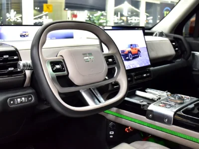 2026 Jetour G700 Flagship 4 Cylinders Plug-in Hybrid Orange Beige SUV GCC Specs Automatic
