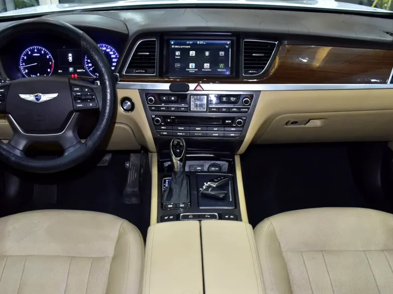 2016 Hyundai Genesis Prestige 6 Cylinders Petrol Engine White Beige Sedan GCC Specs Automatic