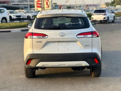 2026 Toyota Corolla Cross GLI ELITE 2.0L 4 Cylinders Hybrid Engine White Black SUV Chinese Specs