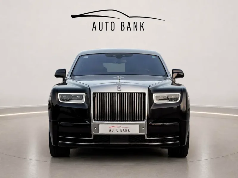 2017 Rolls-Royce Phantom Extended Wheelbase V12 Engine Black Maroon Sedan Ultra Luxury