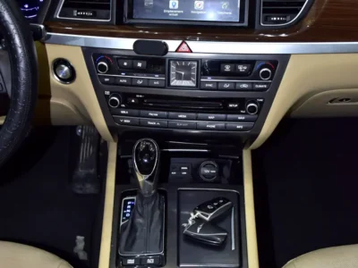 2016 Hyundai Genesis Prestige 6 Cylinders Petrol Engine White Beige Sedan GCC Specs Automatic