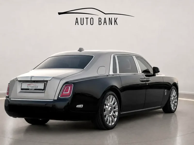 2017 Rolls-Royce Phantom Extended Wheelbase V12 Engine Black Maroon Sedan Ultra Luxury