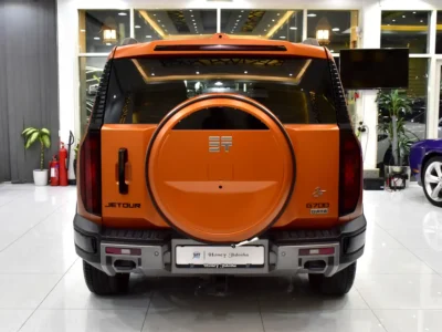 2026 Jetour G700 Flagship 4 Cylinders Plug-in Hybrid Orange Beige SUV GCC Specs Automatic