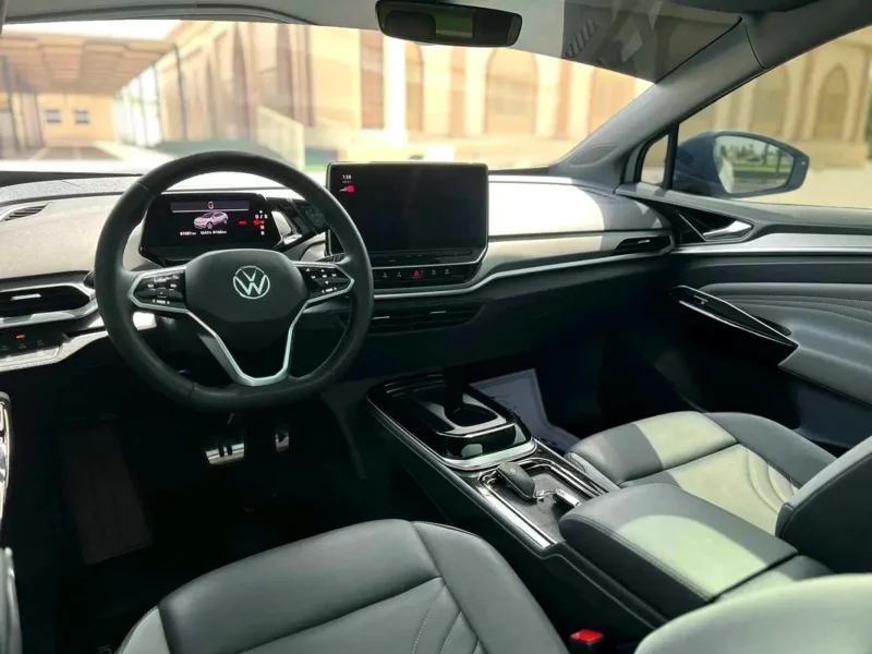 2021 Volkswagen ID.4 Crozz Pro Electric Vehicle White Grey SUV GCC Specs Automatic