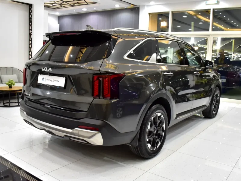 2024 Kia Sorento EX 4 Cylinders Petrol Engine Grey Black SUV GCC Specs Automatic