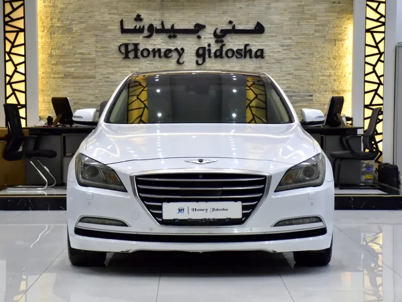 2016 Hyundai Genesis Prestige 6 Cylinders Petrol Engine White Beige Sedan GCC Specs Automatic