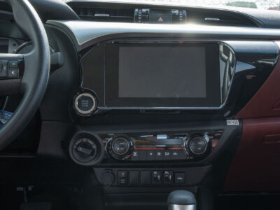 2026 Toyota Hilux DC 2.7 L 4 Cylinders Petrol Engine White Red Pickup Truck GCC Specs Automatic