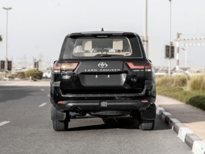 2026 Toyota Land Cruiser GXR 3.3 Litres V6 Twin-Turbo Diesel Engine Black Beige SUV GCC Specs