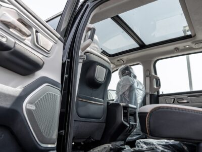 2025 Ram 1500 Tungsten 3.0 L I‑6 Hurricane Twin‑Turbo Petrol Engine Black Beige Pickup Truck GCC