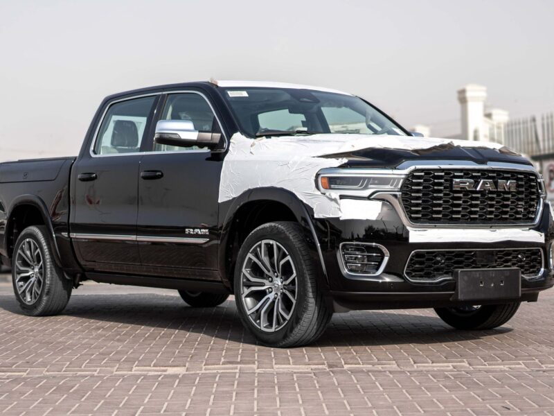 2025 Ram 1500 Tungsten 3.0 L I‑6 Hurricane Twin‑Turbo Petrol Engine Black Beige Pickup Truck GCC