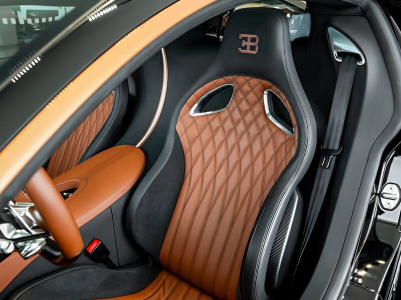 2025 Bugatti Chiron 8.0 Litres Quad‑Turbo W16 Black Orange Luxury Coupe GCC Specs Automatic
