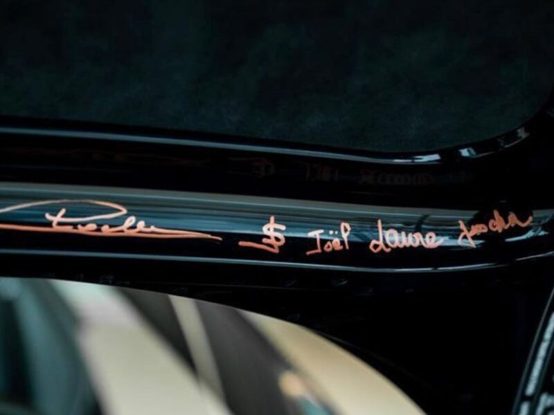 2025 Bugatti Chiron 8.0 Litres Quad‑Turbo W16 Black Orange Luxury Coupe GCC Specs Automatic