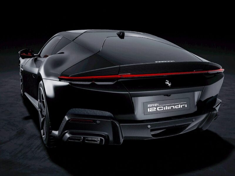 2025 Ferrari 12Cilindri 6.5 L F140 HD Naturally Aspirated V12 Black Brown Luxury Coupe GCC Specs