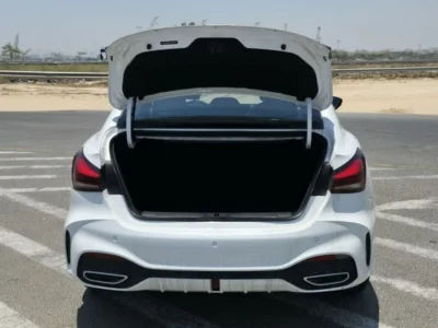 2026 MG 5 LUX 1.5 Litres 4 Cylinders Petrol Engine White Black Sedan Chinese Specs Automatic