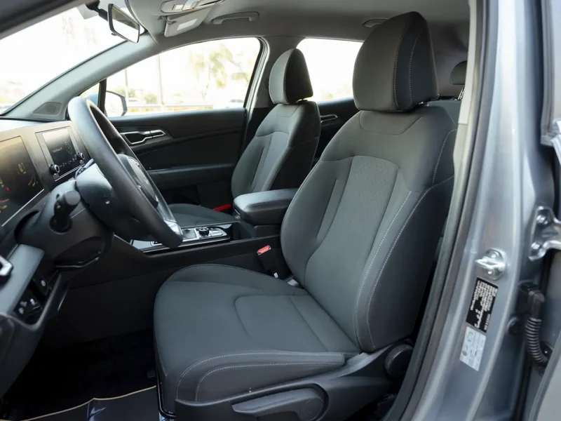 2025 Kia Sportage LX 2.0 Litres 4 Cylinders Petrol Engine Silver Black SUV GCC Specs