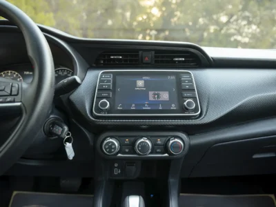 2024 Nissan Kicks SV 1.6 Litres 4 Cylinders Petrol Engine White Grey SUV GCC Specs